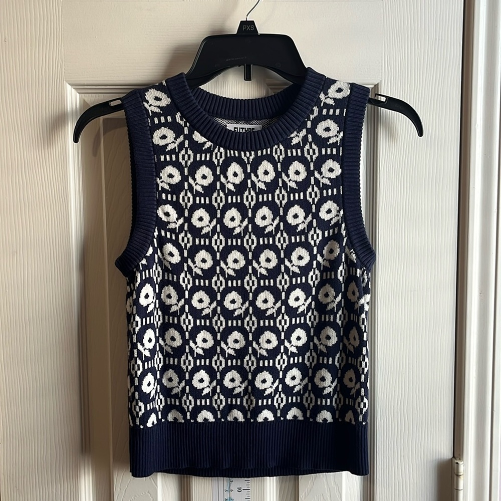 Patterned Sweater Vest!